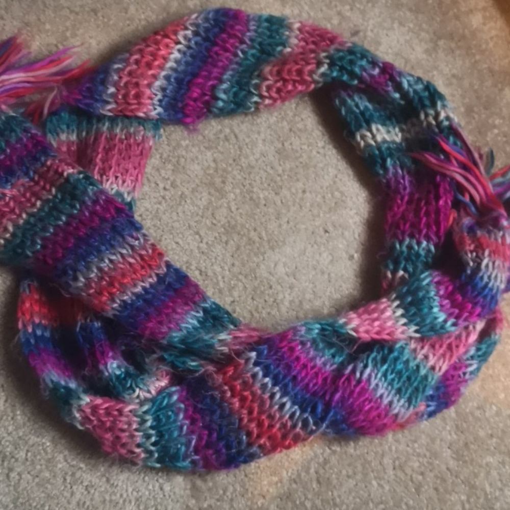 Scarf - Picture 2 of 3